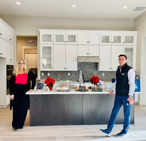 The Reade Real Estate Group - RE/MAX Gold - Thumbnail