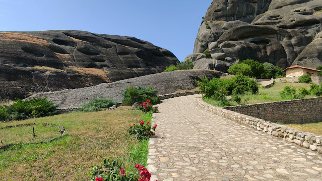 Ιερό Εκκλησία της Ζωοδόχου Πηγής Δούπιανης (Καστράκι) - Μeteora