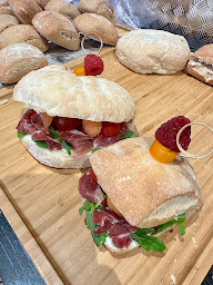 Photo n°18 de Le Bec d'Or Traiteur - Pâtisseries Maison - Pain - Brunch à Cavalaire-sur-Mer (Traiteur)