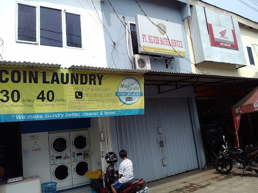 Coin Laundry, Author: Dwi Handoko