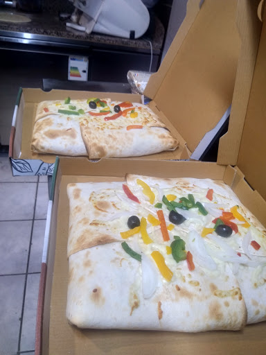 Photo 4 - Veloci Food