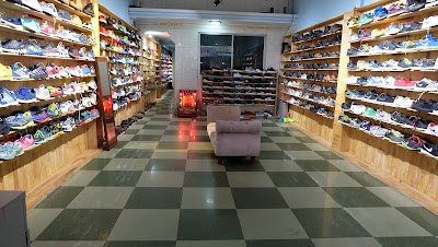 Photos of LSP shop2 second hand shoes