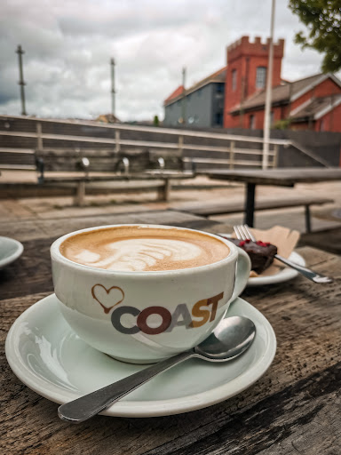 Coast Cafe - Visual