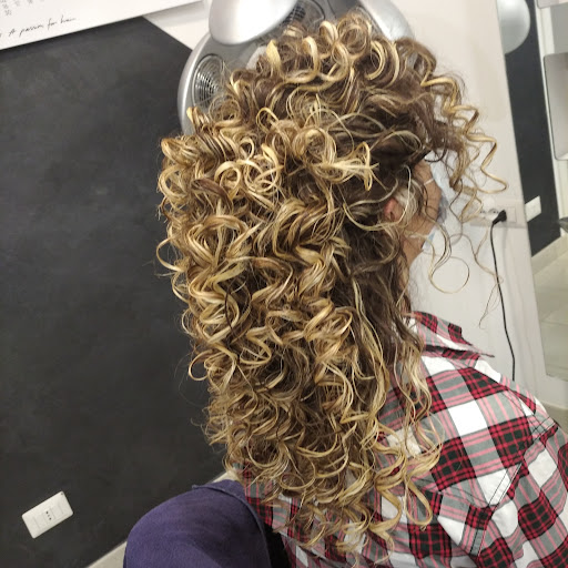 Hair Studio di Daniela Badagliacca - Thumbnail