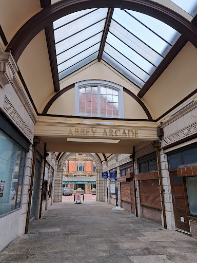 Abbey Arcade - Visual