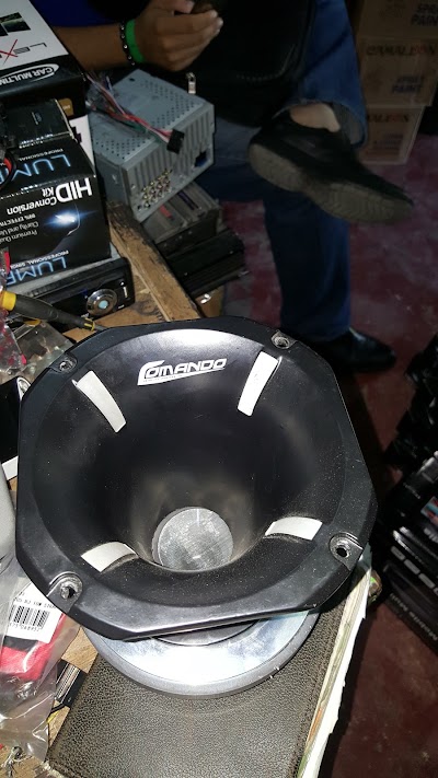 Photos of memin auto adornos