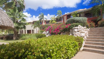 Photos of Spanish Water Apartments