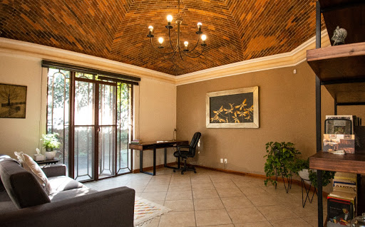 Mtra. Farah Micher, Psicólogo