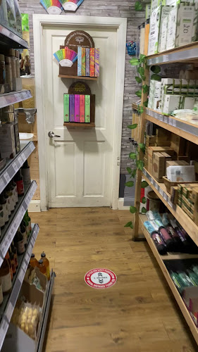 Reviews of Veg Hut E17 - Healthy Organic Boutique in London - Supermarket