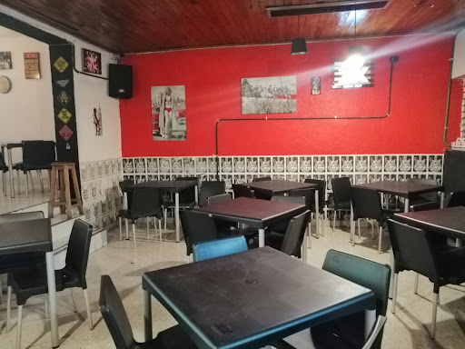 "La Malicia" Caguamería urbana