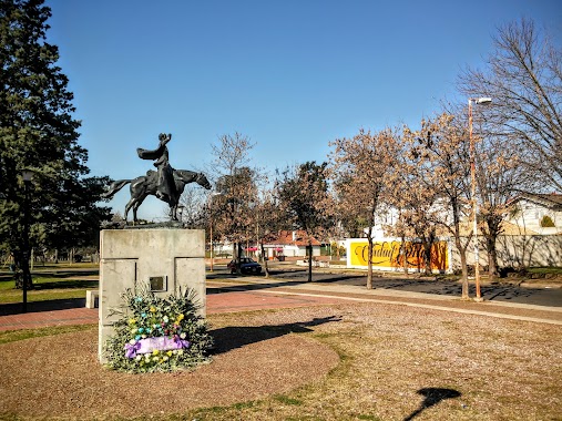 Plaza Güemes, Author: Carlos Luis Jivelekian