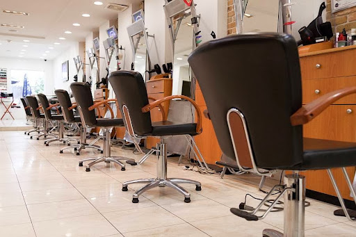 Robert Daniels Salon - Thumbnail