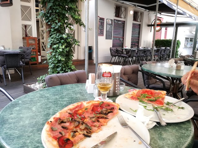 Pizzeria Pavaon