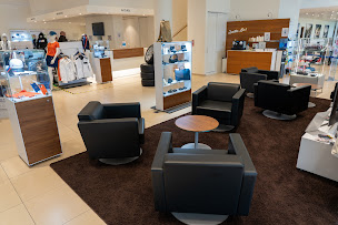 Photo n°7 de NEUBAUER Plaisir - BMW & MINI RENT à Plaisir (Agence de location de voitures)