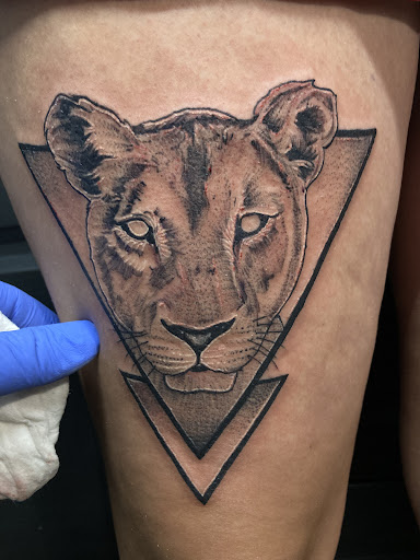 Muñoz Tattoo Studio - Thumbnail