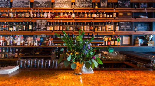 Sycamore Bar + Flower Shop Logo
