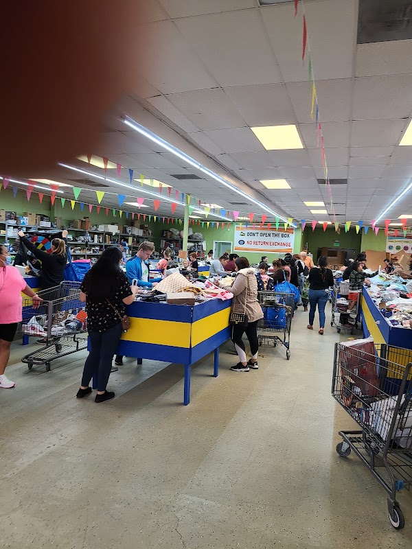 DEALS OUtLET BIN STORE #2 photo 1