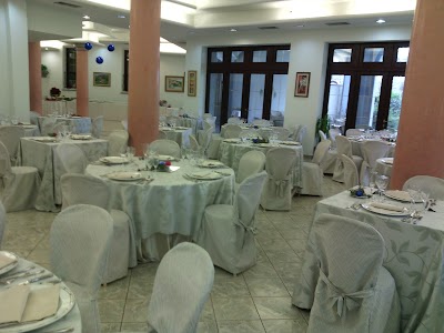 Photos of Logis Hotel Ristorante Farneta