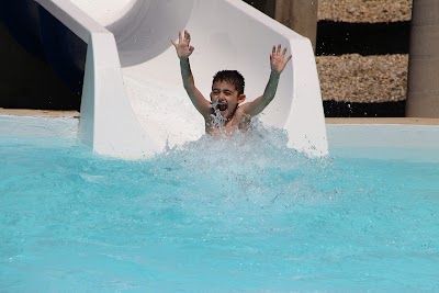 Pelican Harbor Indoor/Outdoor Aquatic Park