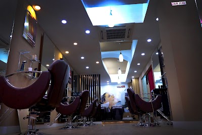 Photos of Style Lounge Makeover Beauty Salon