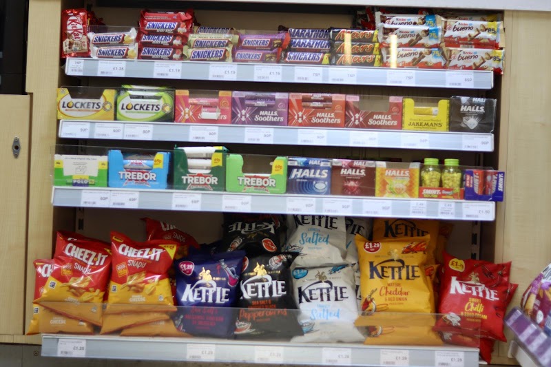 SJ convenience store photo 3