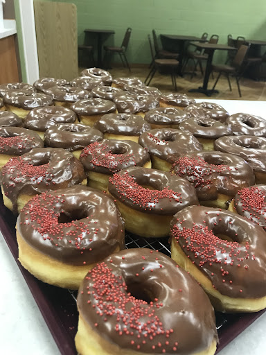 Hillside Donuts - Visual