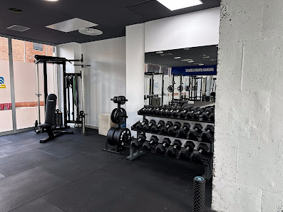 Gimnasio, Entrenamiento Personal y Nutricionista en León | Futura Sport Center Ca. Cruz Roja de León, 24008 León, España