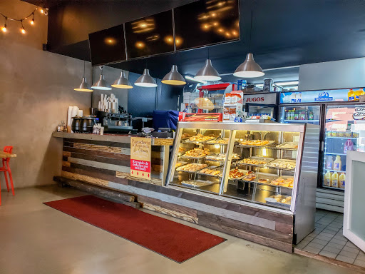 Panadería y Repostería La Primera Gallery - United States