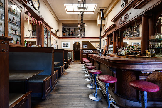 Comstock Saloon by null