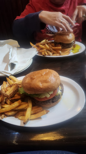 Wagon Wheel Pub - Visual
