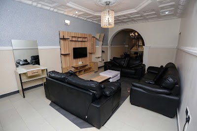 Photos of Green Palm Apartments