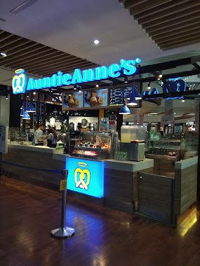 Auntie Anne's, Author: Joy's T