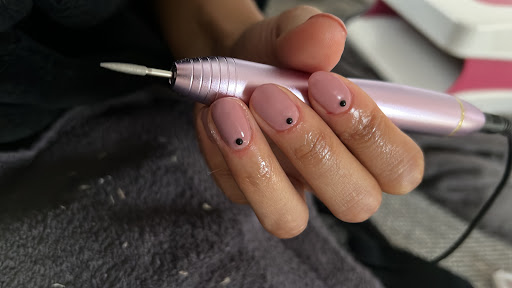 Be Pretty Cosmetic by Rosita Smith - Thumbnail