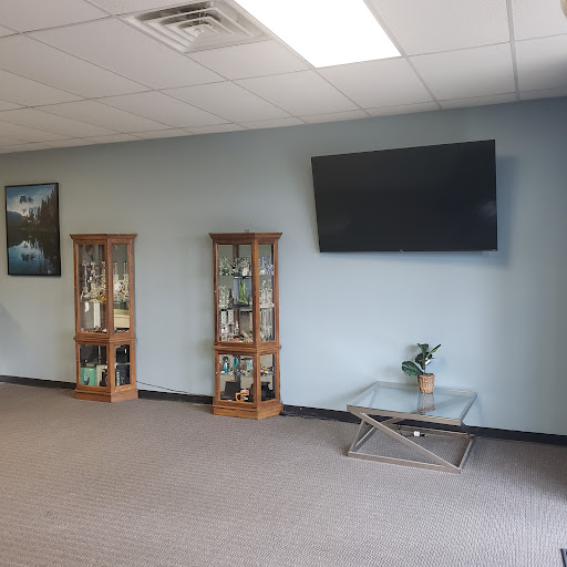 Kelly Greens CBD & Vape Shop - Thumbnail