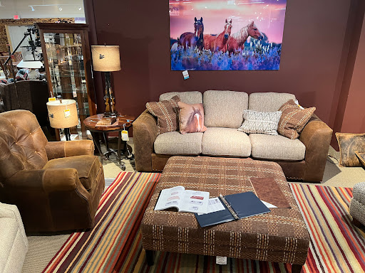 Farnham's Furniture Appliance & Mattress - Thumbnail