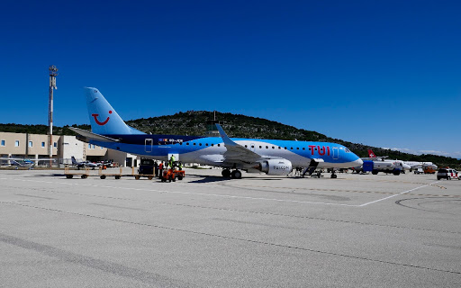 Airport Brac - Visual