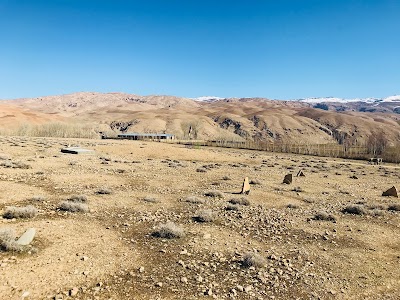 Cemetery قبرستانی