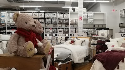 Bed Bath & Beyond