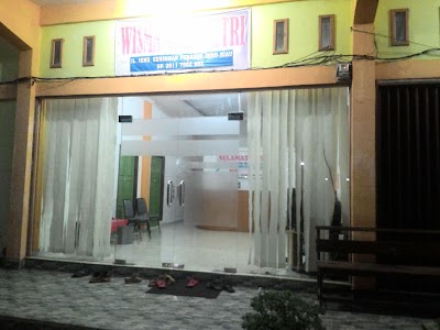 Photos of Wisma Tiga Putri