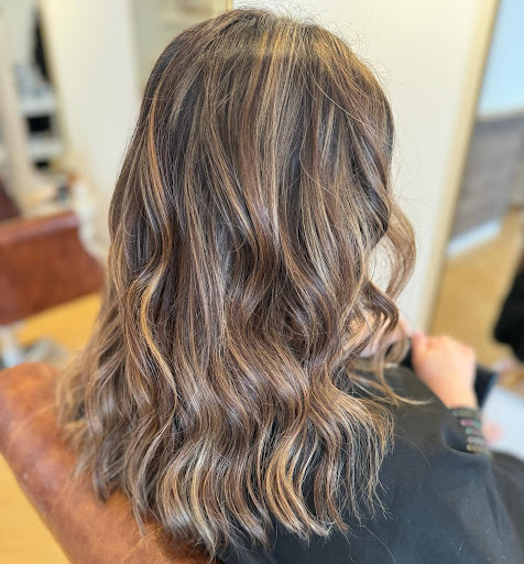 Carrie-Anne Hair Salon - Thumbnail