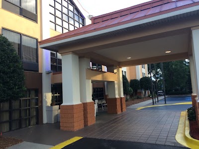 Photos of Holiday Inn Express & Suites Lexington-Hwy 378