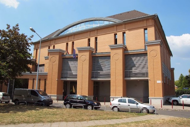 Mosque of Muslims in Hungary - Budapest Mosque