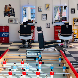 Photo n°2 de Coiffeur chez Max HONFLEUR à Honfleur (Barbier)