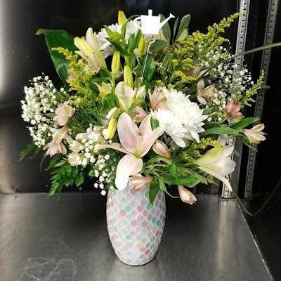 Lazy Acres Decor & Floral DELIVERY AVAILABLE