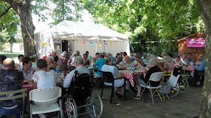 Photo n°7 de Centre social Pôle Pyramide à Saint-Denis-lès-Bourg (Centre de loisirs)