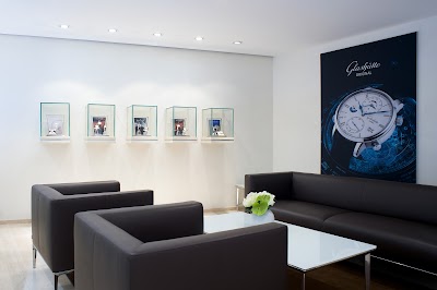 Photos of Tourbillon Boutique
