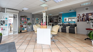 Photo n°8 de L' Atelier des Ciseaux à Libourne (Salon de coiffure)