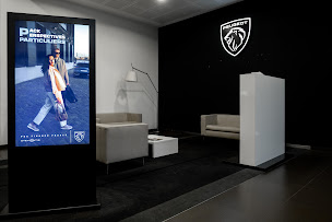 Photo n°33 de PEUGEOT SEYNOD - Autobernard à Annecy (Vendeur de voitures d'occasion)