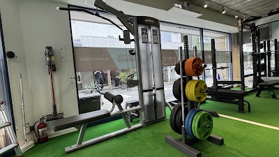FREESTYLE FITNESS 神戸元町店