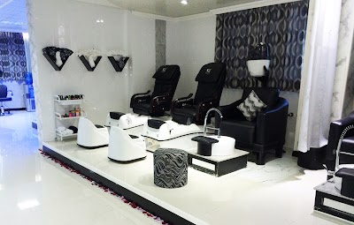 beauty-salon